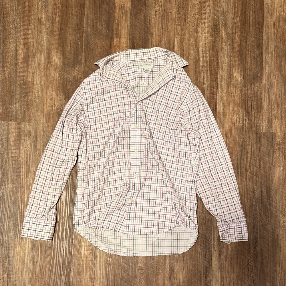 Banana Republic Men’s Button Up Casual Shirt